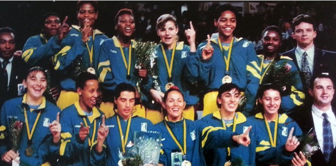 Basquete brasileiro feminino se sagrou campeão mundial em 1994 (Divulgação)