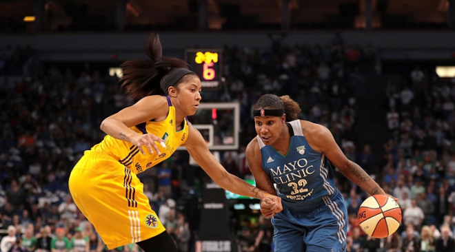 Minnesota Lynx buscou rápida recuperação e empatou a série Final da 20ª edição da história da WNBA (Divulgação/Getty Images)