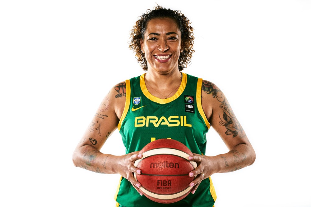 Atleta Érika Souza pela seleção brasileira 